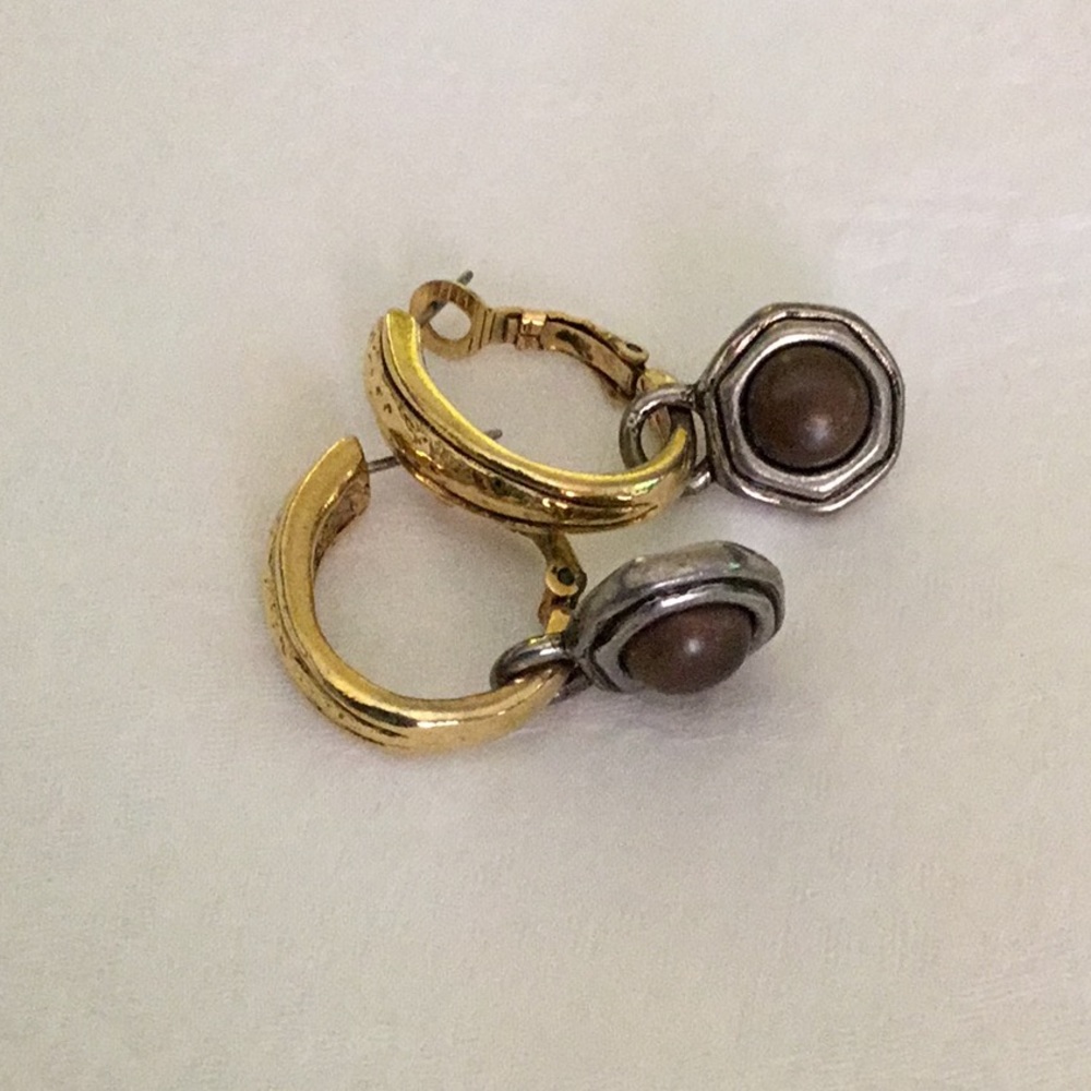 Ear rings